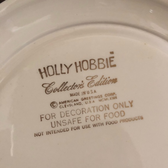 Vintage Holly Hobbie Collector's Edition Plate - Picture 3 of 3